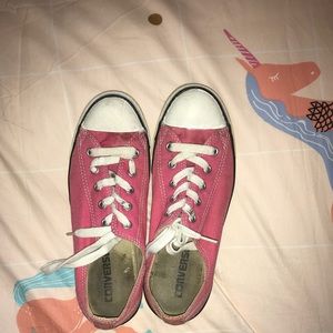 Pink converse